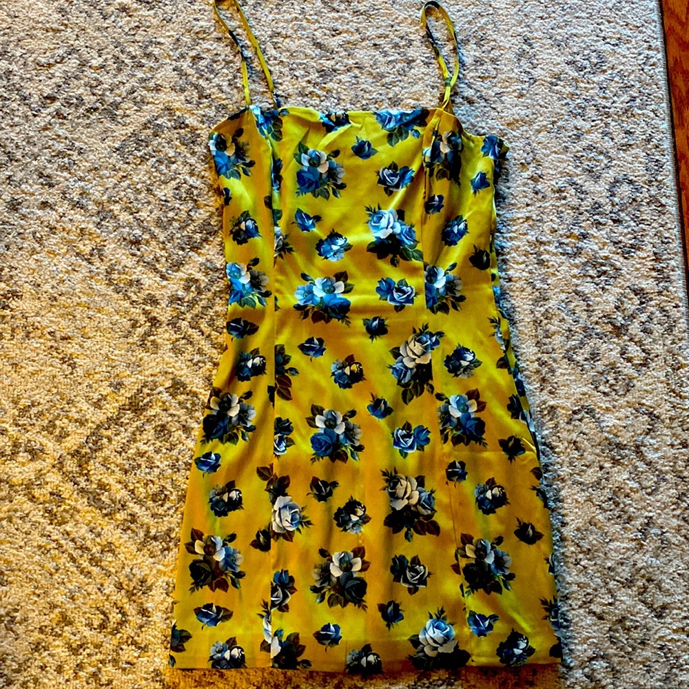 Sunday Best Mini Size 4 worn once